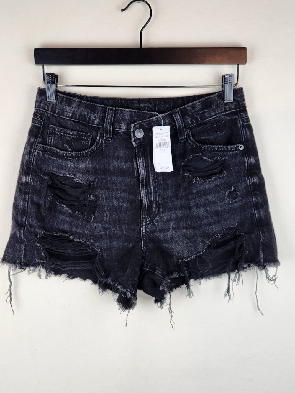 NWT American Eagle Black Distressed Crossover Mom Denim Shorts sz 6